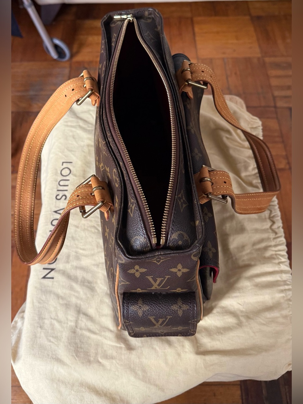 Louis Vuitton Multipli Cité Canvas Shoulder Bag (preowned) - Picture 7 of 10